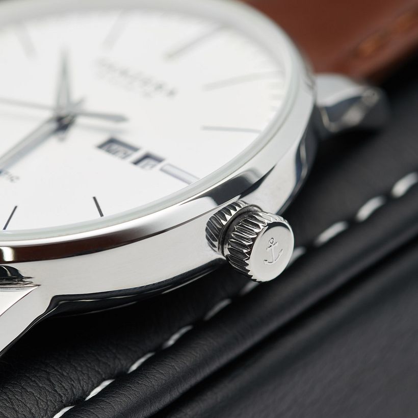 Beckett Simonon - Lifestyle + producto 2