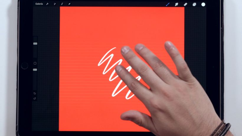 Recuperar los pasos regresados: tres dedos