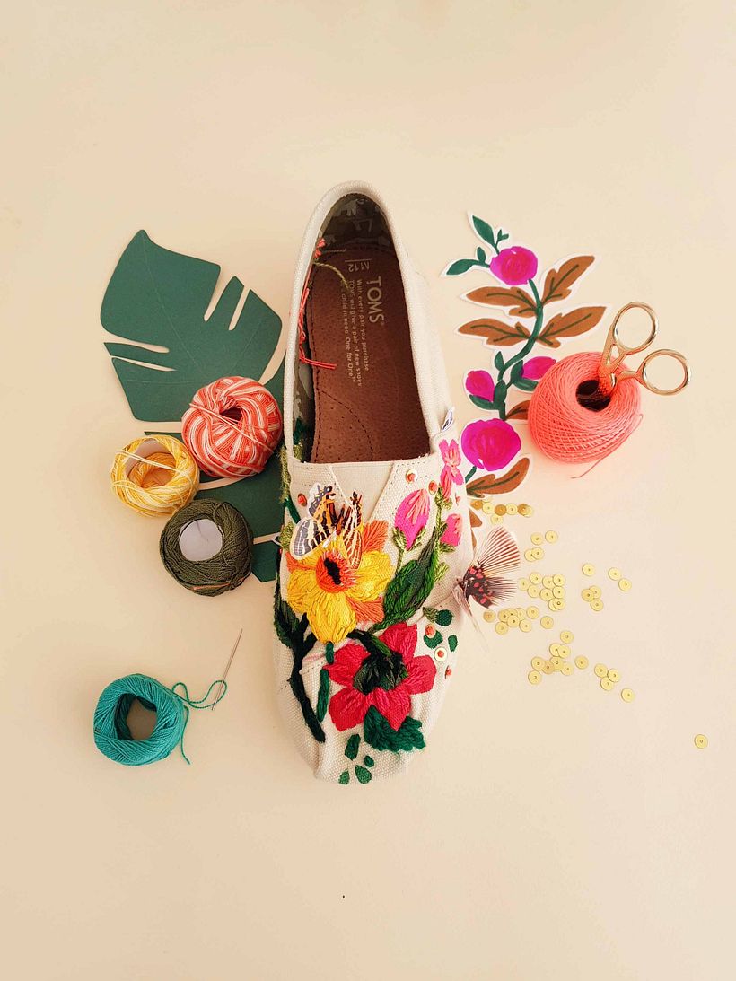 TOMS espadrilles, hand-painted and embroidered Domestika