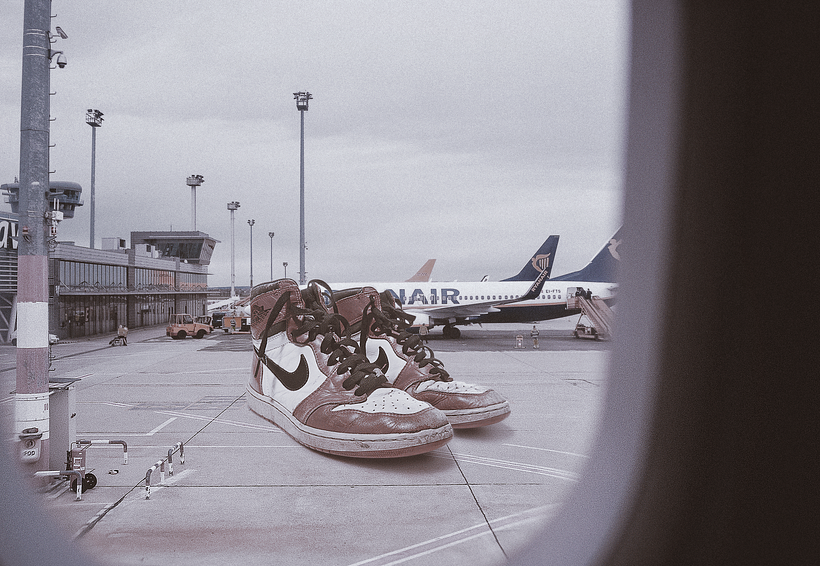 ( Aeropuerto - Zapatos )