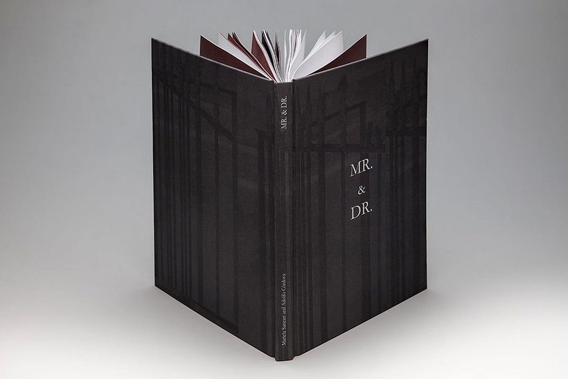 Libro "Mr. & Dr." 9