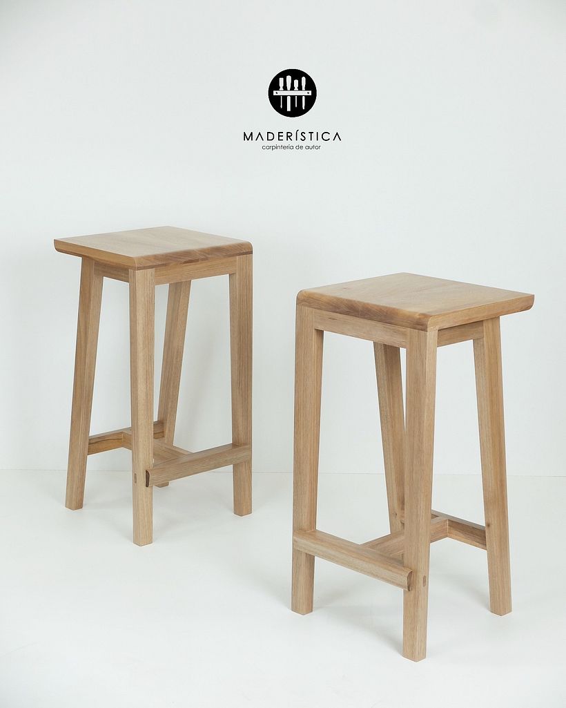 Jequitibá stools  1