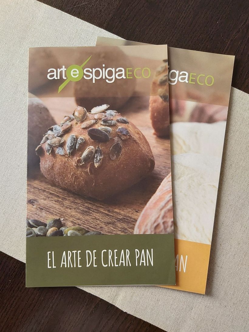 FOLLETO PRODUCTO - Design editorial
