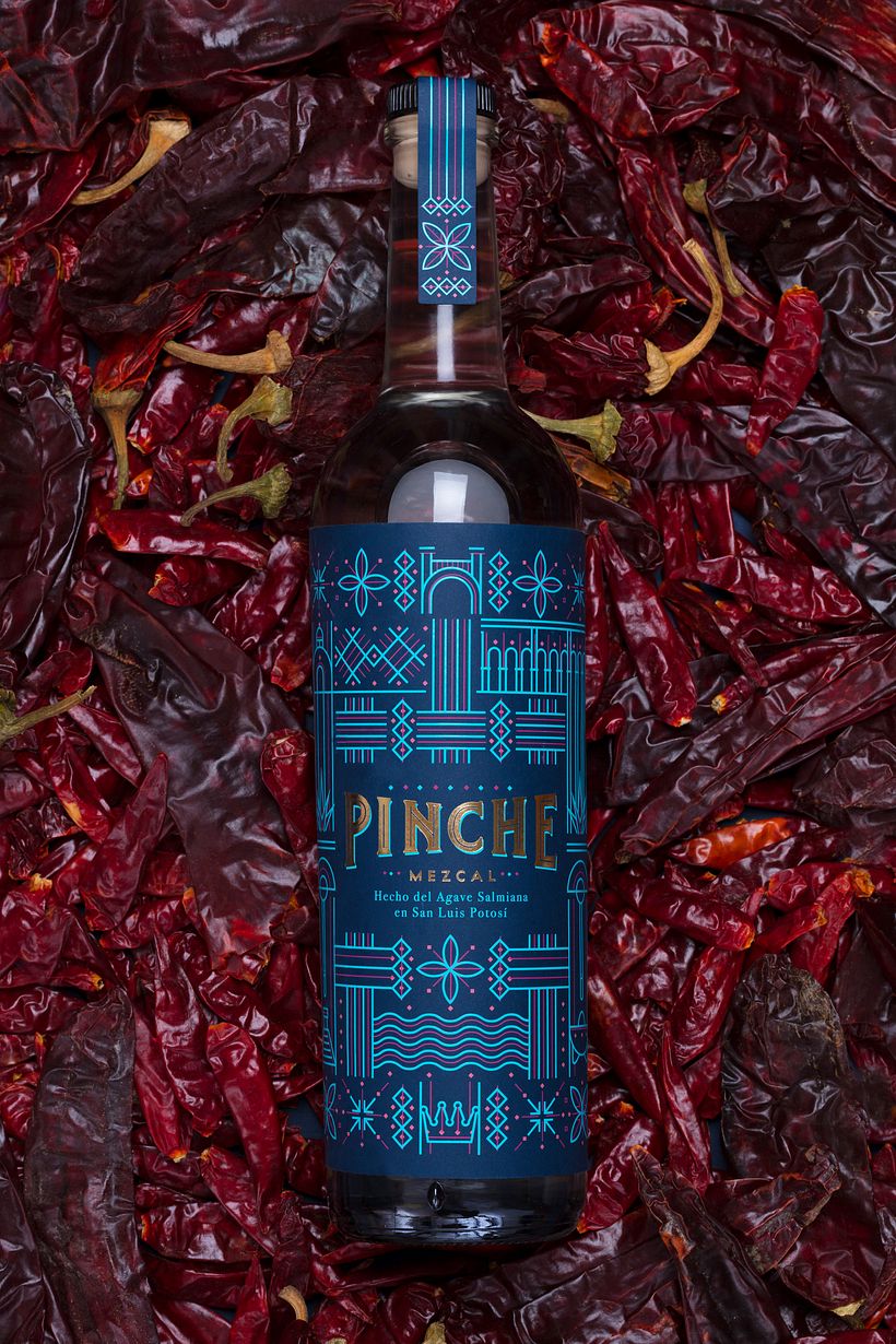 Pinche Mezcal - Diseño