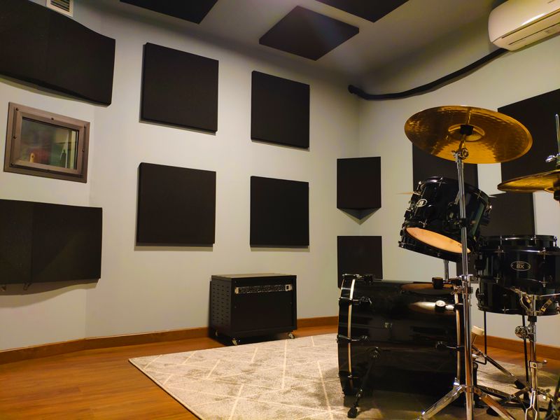 Estudio de grabación - MainTrack Studio 6