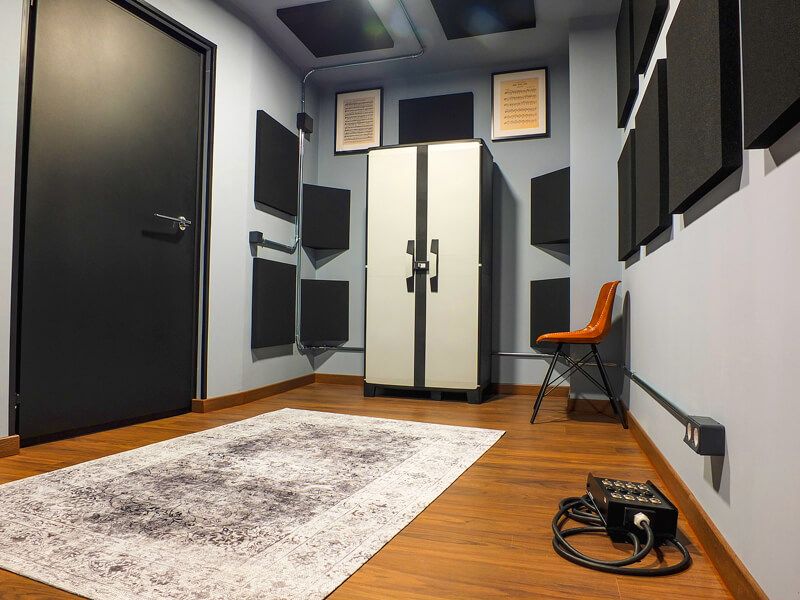 Estudio de grabación - MainTrack Studio 9