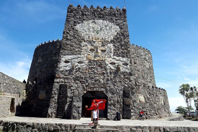 Pintor Ortega Maila- Sala de Exposición Templo del sol 52