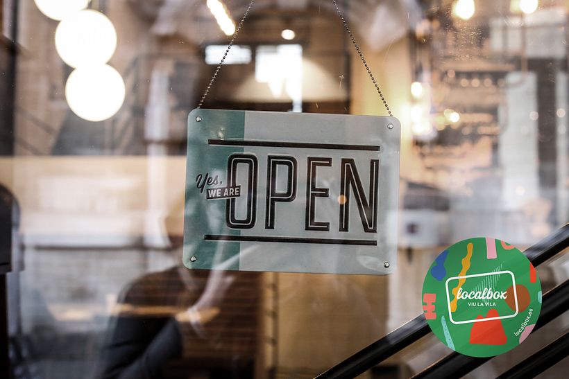 Localbox · Tarjeta regalo pequeño comercio · Branding, Packaging y Pattern Design 6