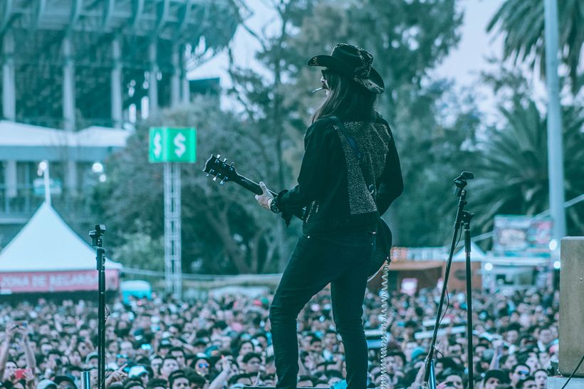 Bengala / Album artwork for the band Bengala's Labyrinth and costume design for their 2019-2020 tour. 12