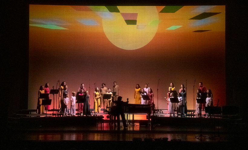 Escenografía audiovisual para Volcánica IV - El Gigante Egoísta 4