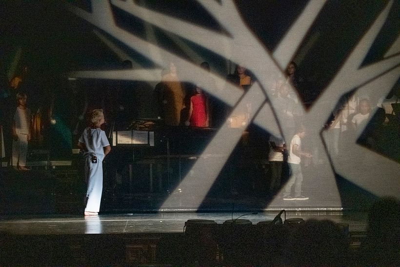 Escenografía audiovisual para Volcánica IV - El Gigante Egoísta 9