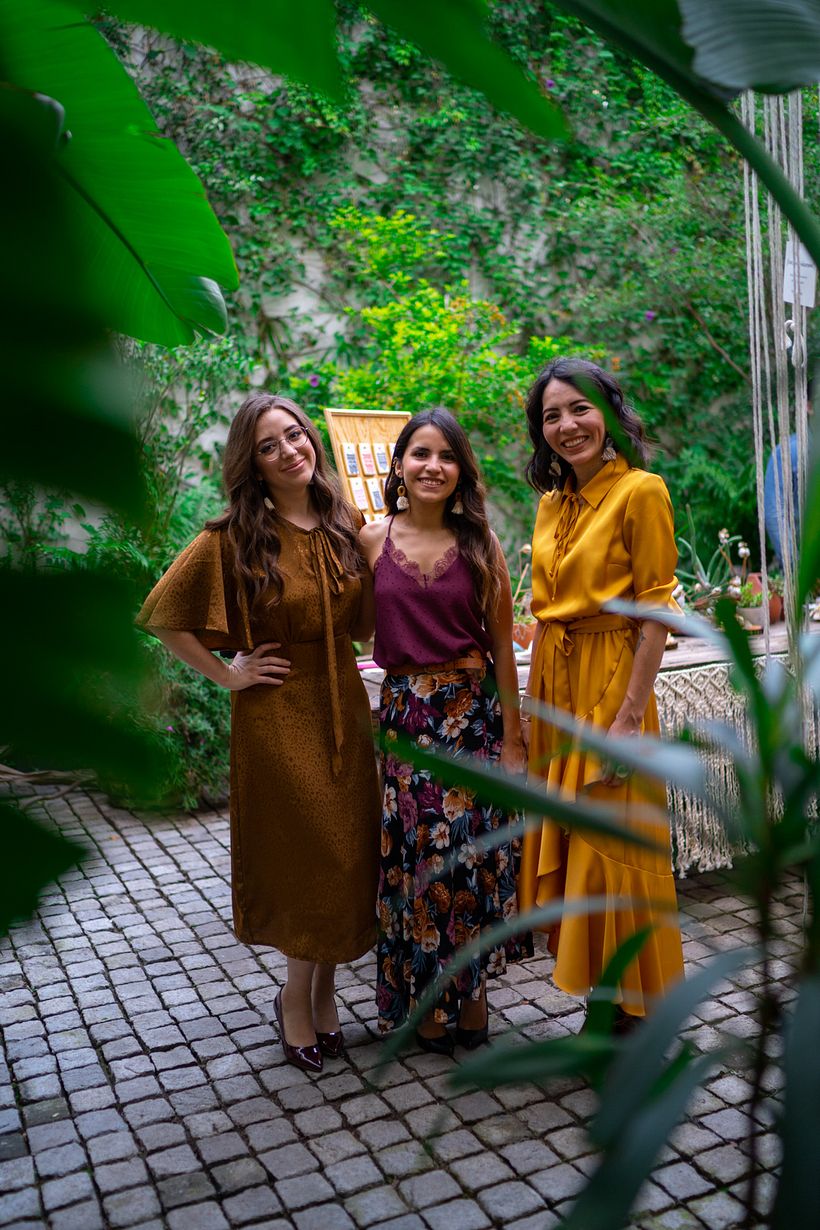 Aussi izq. à der : Larissa Melendez, Diana Nájera et Ixchel Yué.