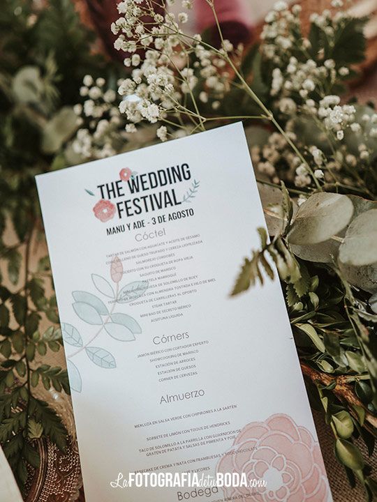 Posters y cartas de menú, entre otros.