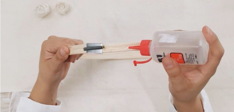 Tutorial craft: como preparar um bastidor para começar a bordar 8
