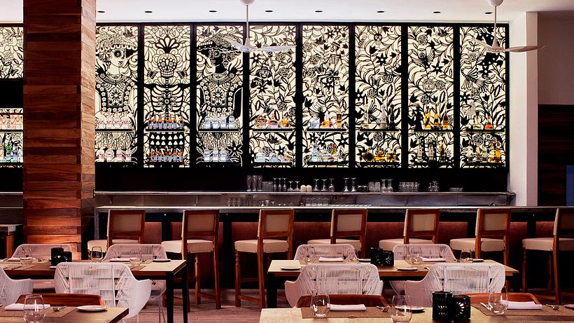 Gráficas ambientales para el restaurante Dos Catrinas, en Punta Mita (México). Four Seasons. Arutza Rico.