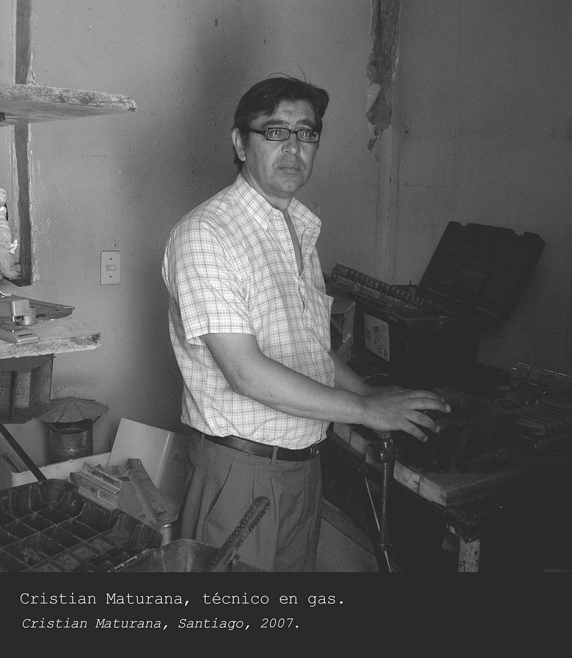 "C.M./C.M. (Yo es Otro)" Serie que a través de la construcción de un universo de homónimos al autor, pone en valor al trabajo como elemento de identidad. 3