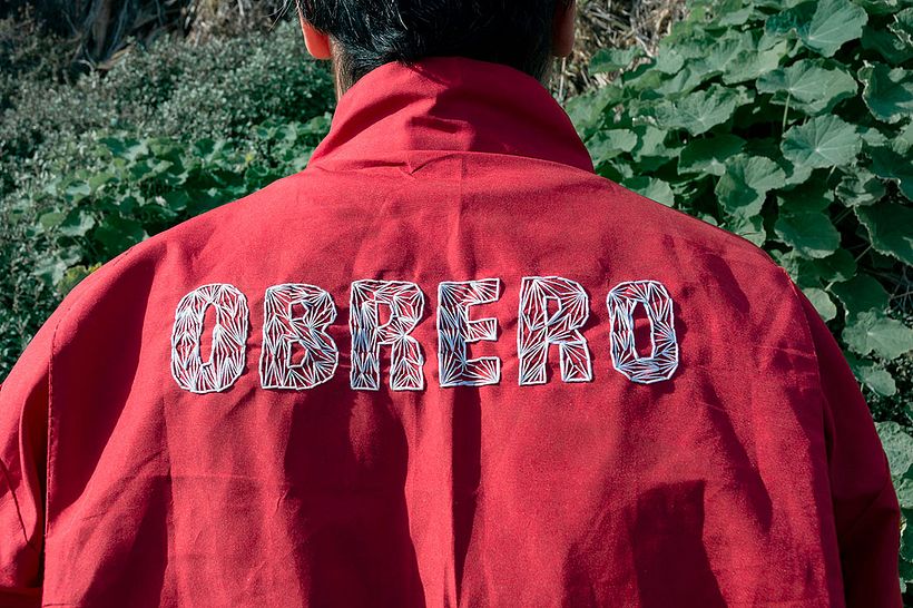 "OBRERO" Proyecto de recuperación de una de las tres palabras que, junto con Compañero y Pueblo, fueron prohibidas por Augusto Pinochet y luego hechas desaparecer de toda legislación en que figuraban. 4