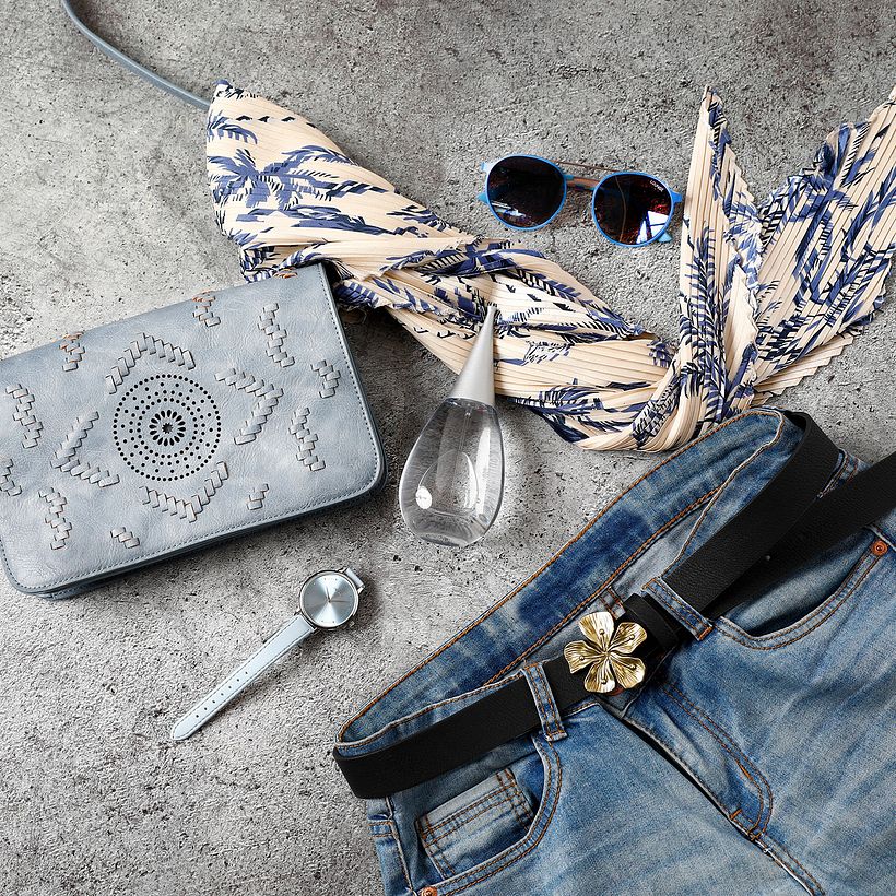 LOUNGE / LIFESTYLE - FLATLAY 13