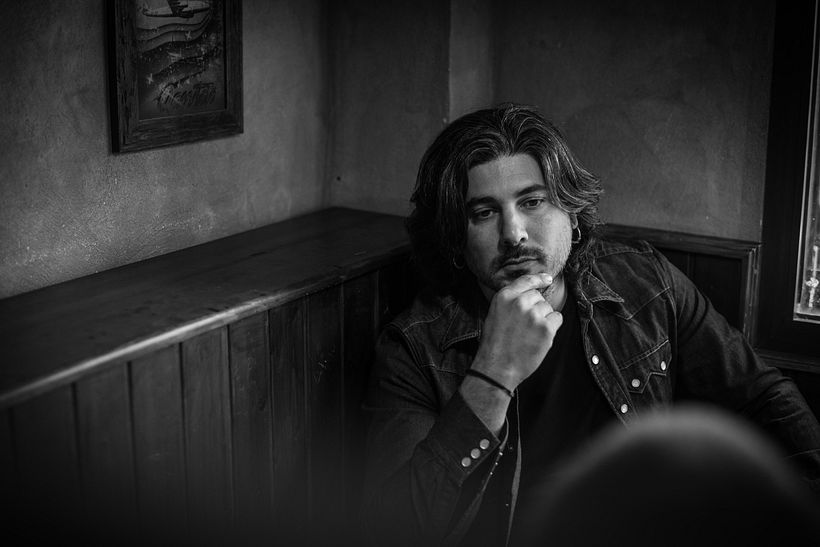 Mi Proyecto del curso: Fotografía de retrato con luz natural. Entrevista + posado 0