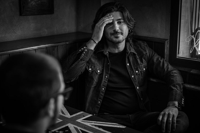 Mi Proyecto del curso: Fotografía de retrato con luz natural. Entrevista + posado 4