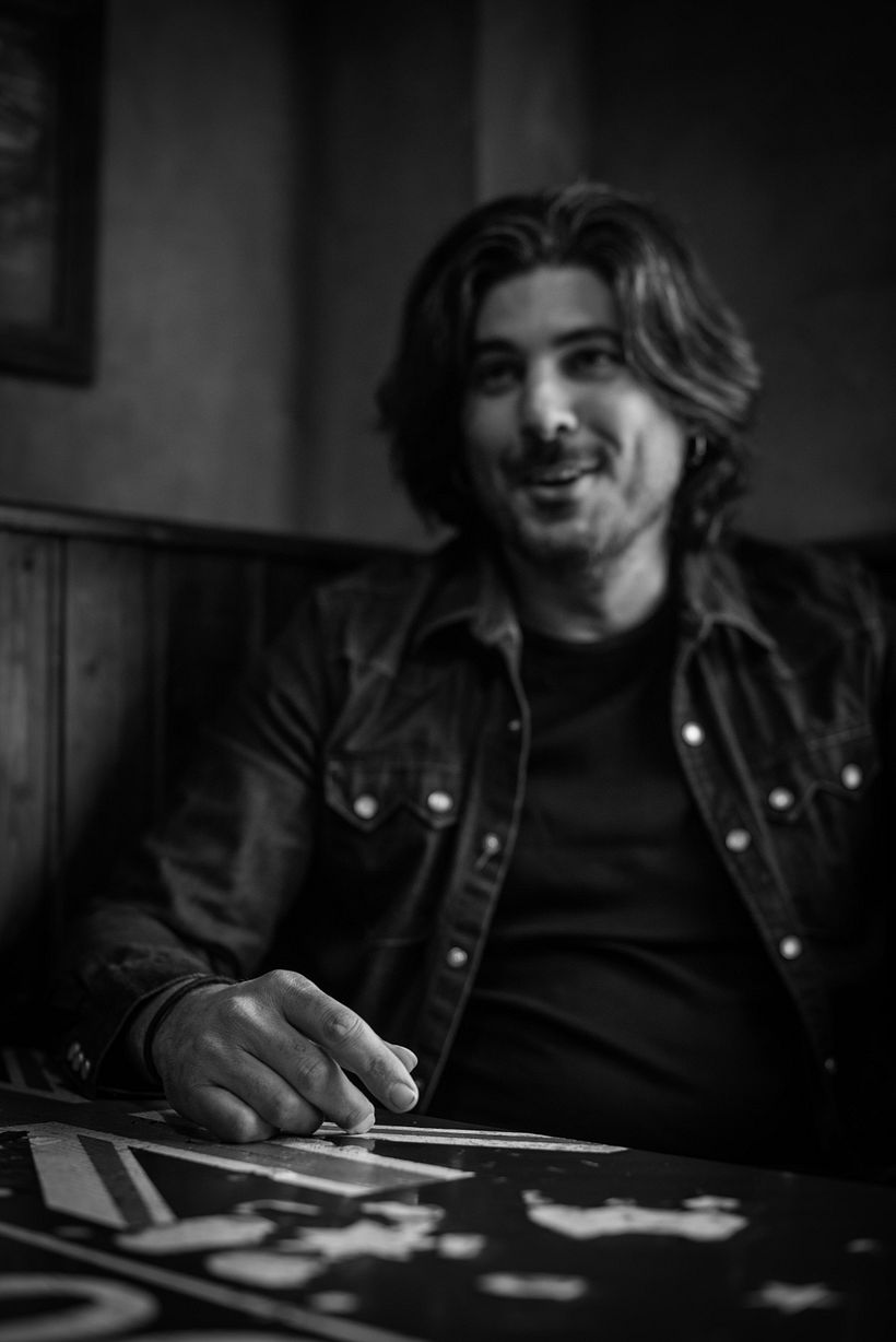 Mi Proyecto del curso: Fotografía de retrato con luz natural. Entrevista + posado 5