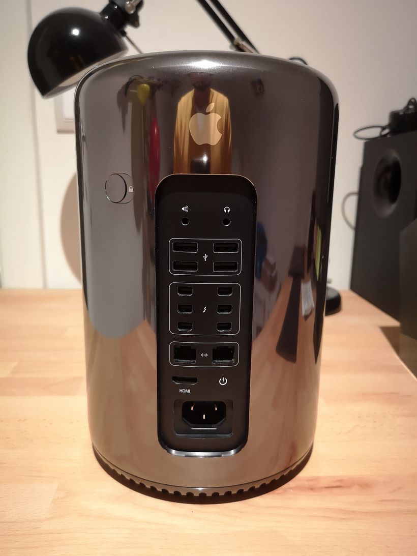 Vendo Mac Pro  0