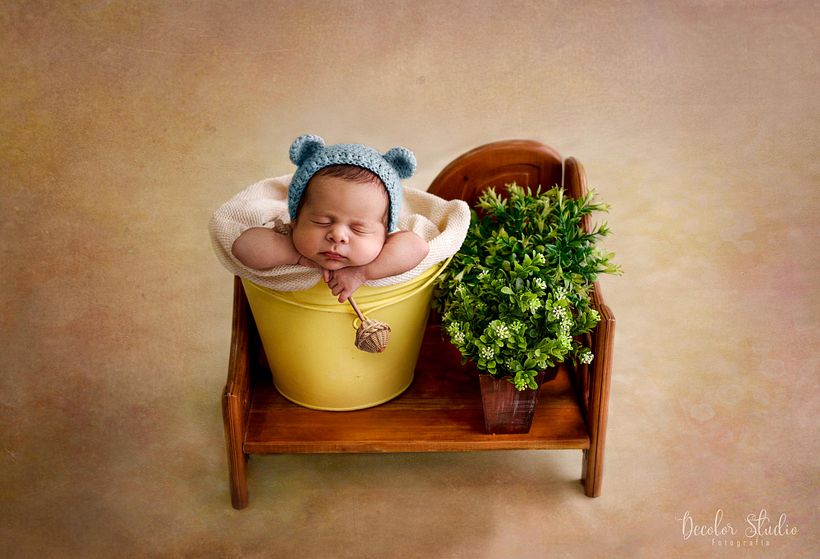 proyecto Decolor Studio: Introducción a la fotografía newborn 1