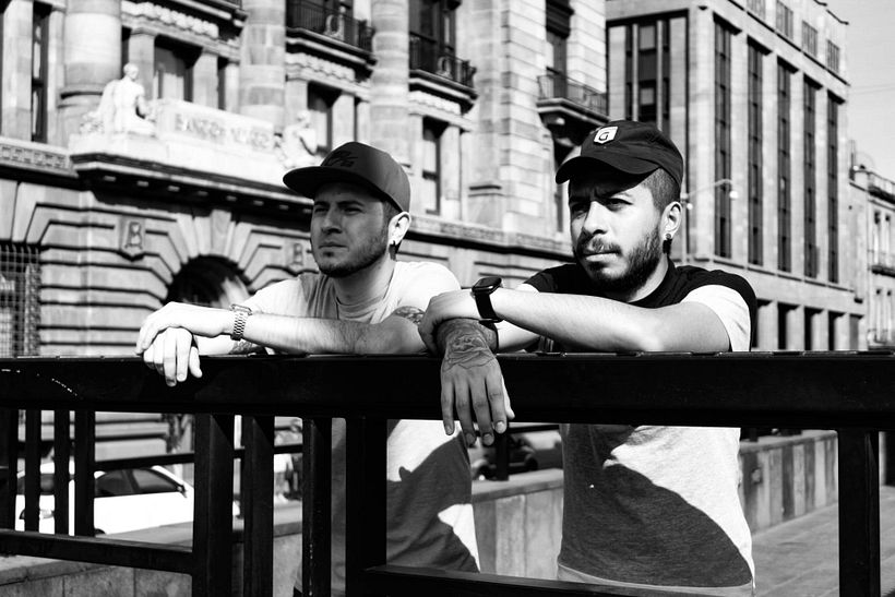 Mi Proyecto del curso: Fotografía de retrato con luz natural (Sesion a Norbel y Lance) 2