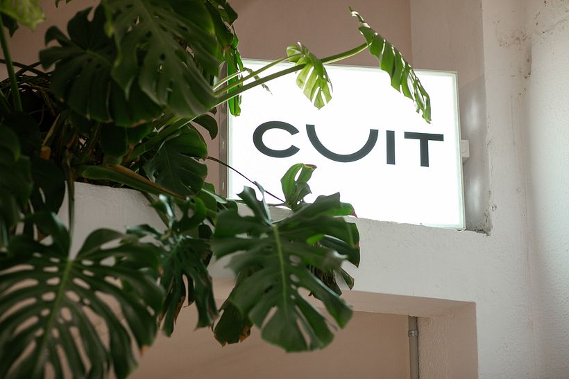 Cuit Espai Ceràmic. Naming e identitad corporativa para marca/escuela de cerámica. Año 2018/19. 6