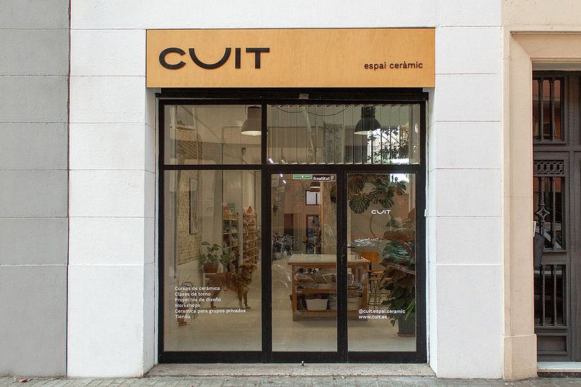 Cuit Espai Ceràmic. Naming e identitad corporativa para marca/escuela de cerámica. Año 2018/19. 3