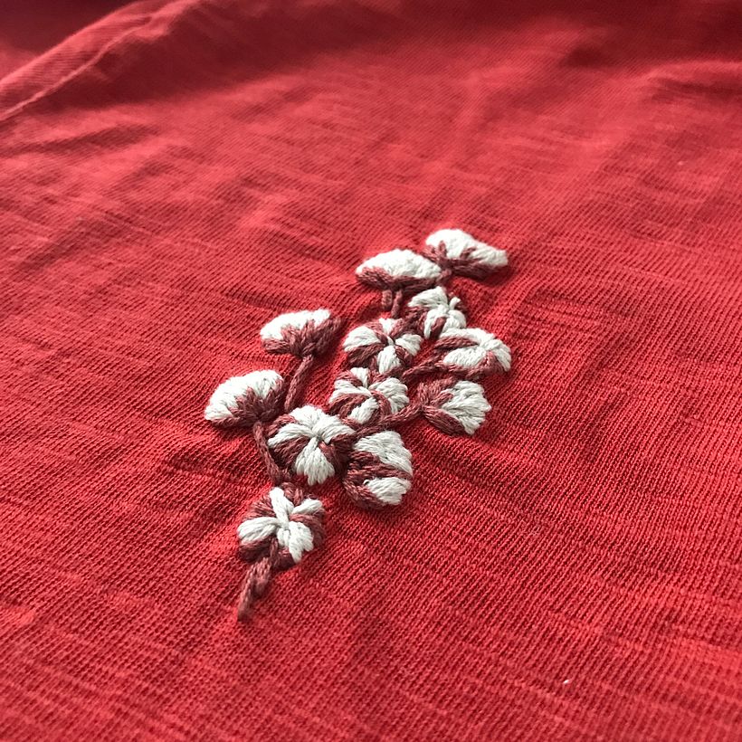 Embroidery on a cotton t-shirt 0