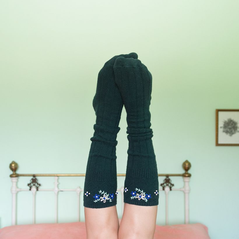 Calcetines bordados para la revista "Yo soy crafter"