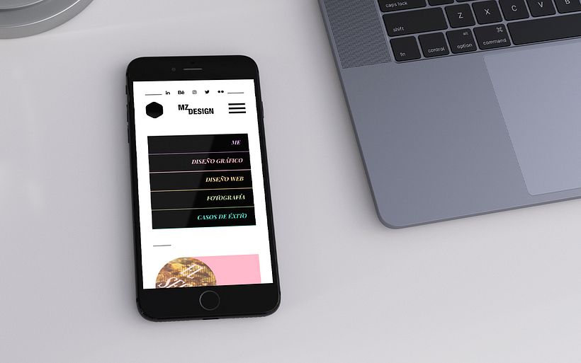 HOME versión Smartphone. Menú desplegable.
