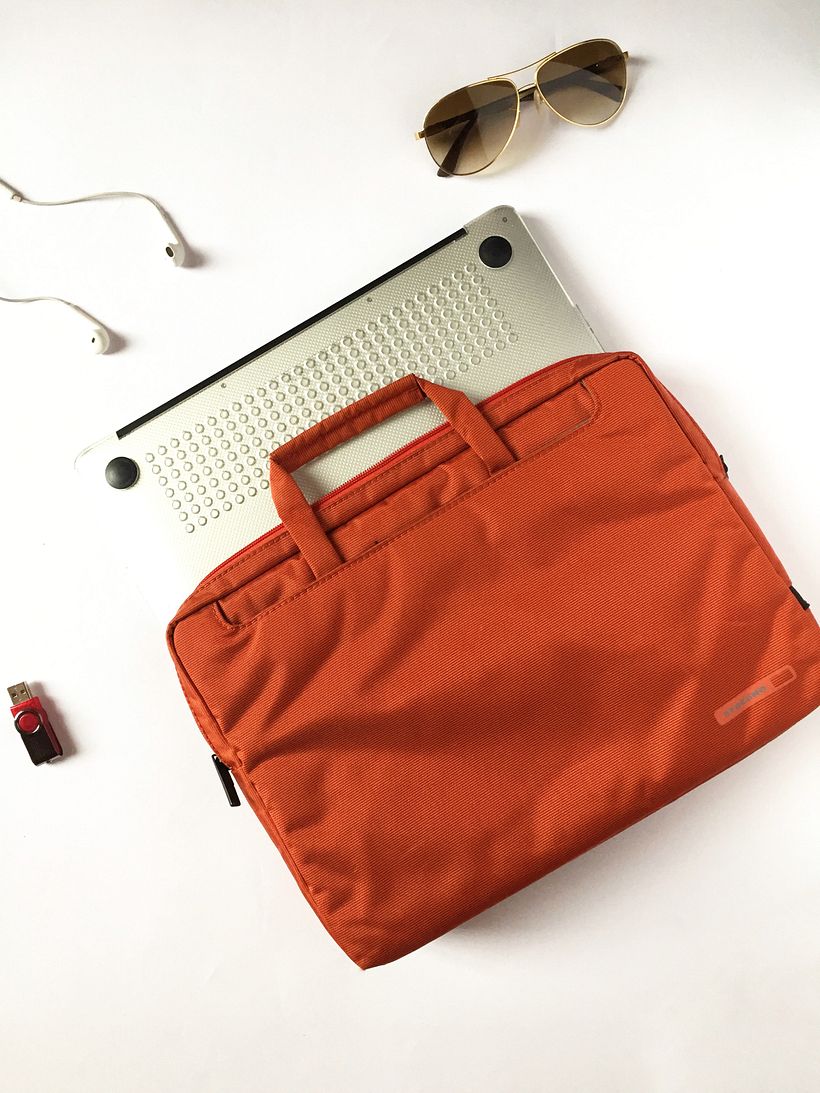 Bolsa para laptop de mi tienda de segunda mano.