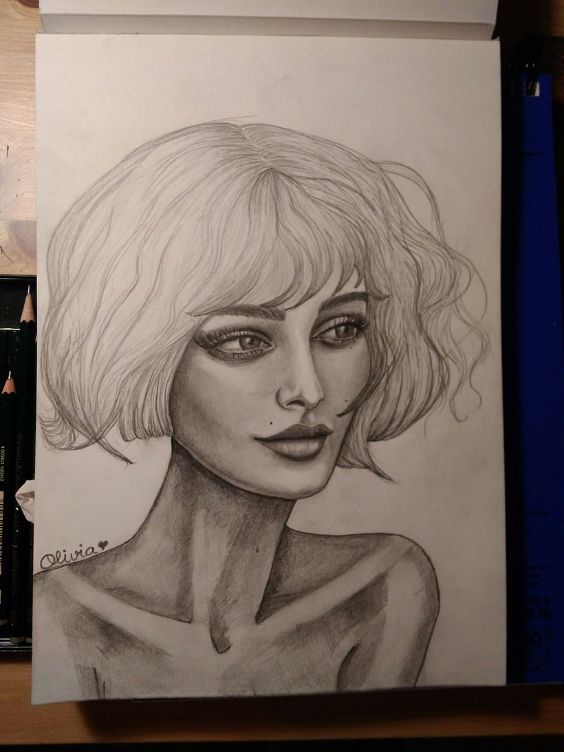 Lucía - retrato al grafito  1