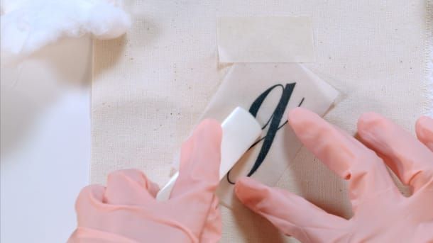 How to Transfer an Embroidery Design to Fabric with Solvent 11