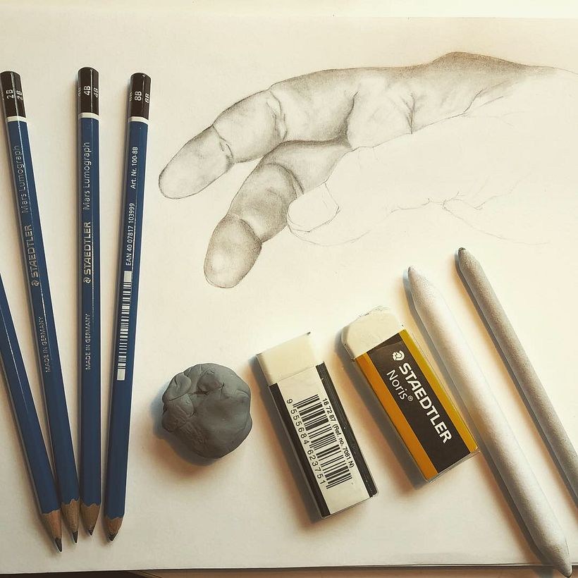 ``Unfinished hand´´  7