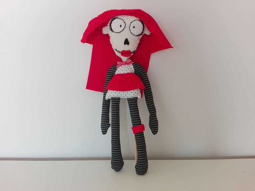 Mi primer personaje aquí: Una Caperucita 0