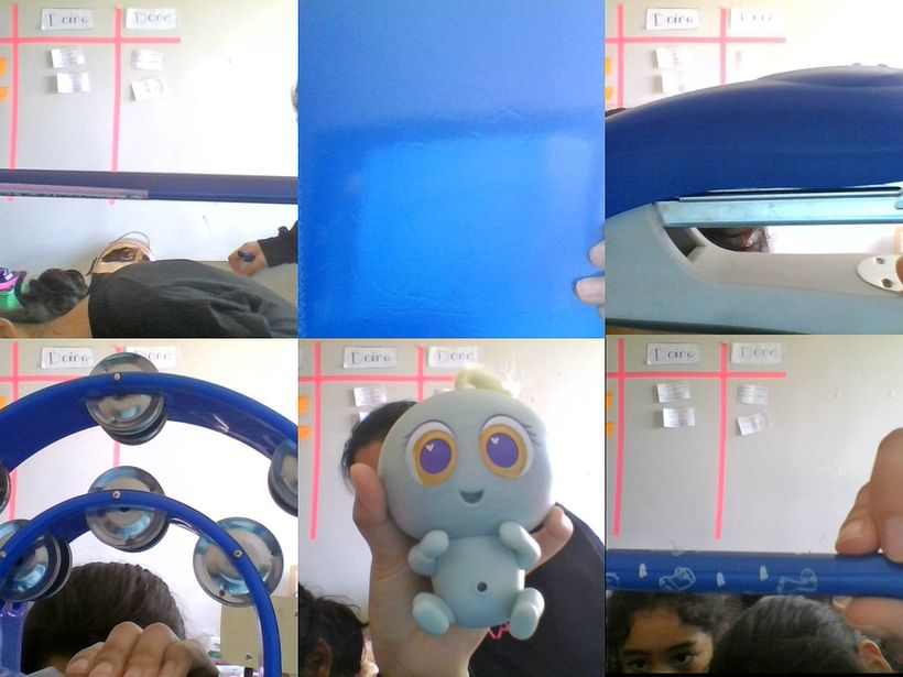 Hola,hemos tomado fotografías de cosas azules.  0