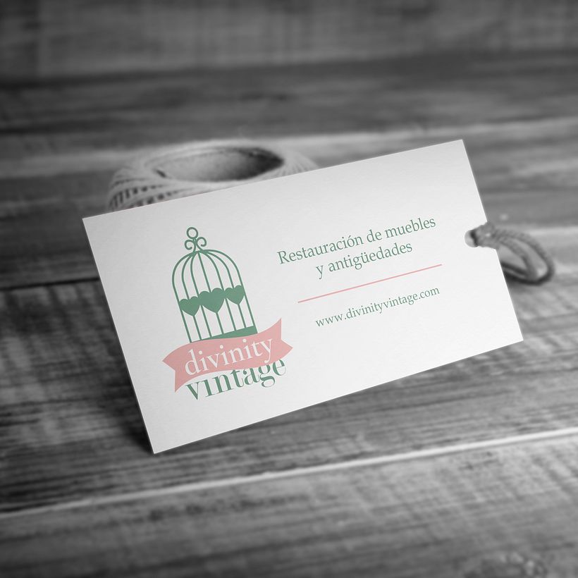 Logotipo Divinity Vintage -1