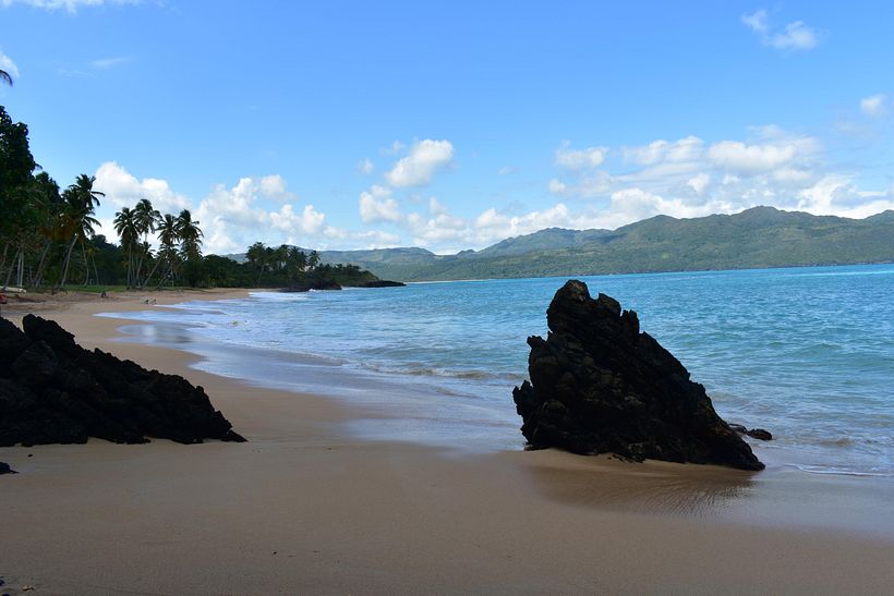 Mi Proyecto del curso: Playas Escondidas, Las Galeras, R. D. 6