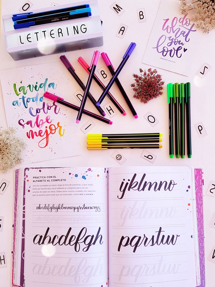 Flat Lay Lettering2