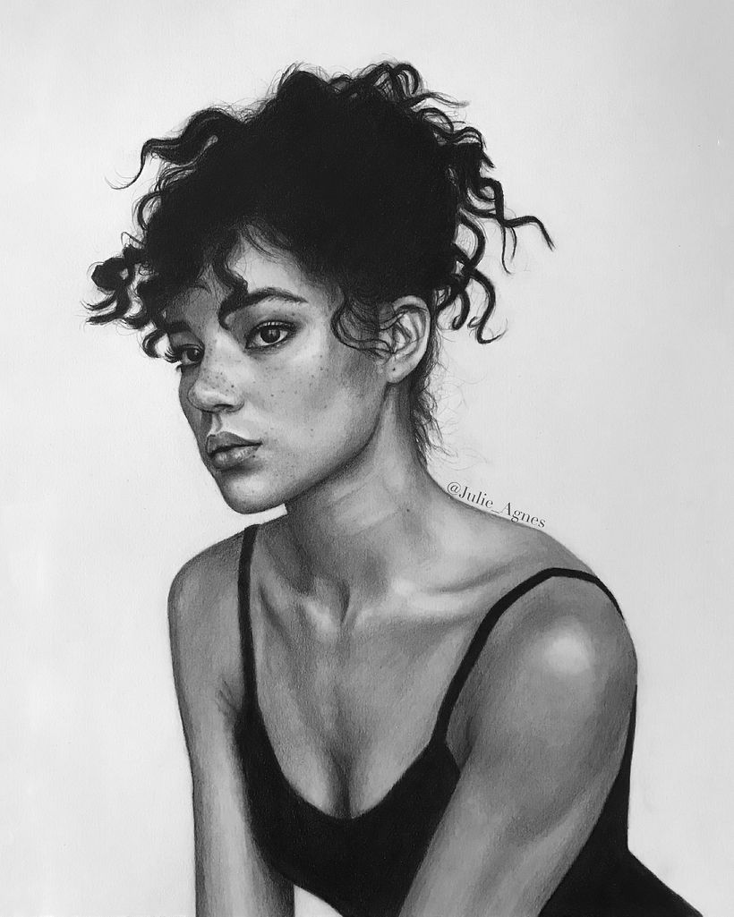 Mi Proyecto del curso: Retrato realista con lápiz de grafito 1