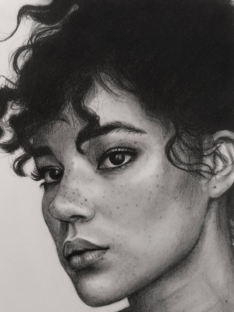 Mi Proyecto del curso: Retrato realista con lápiz de grafito 5