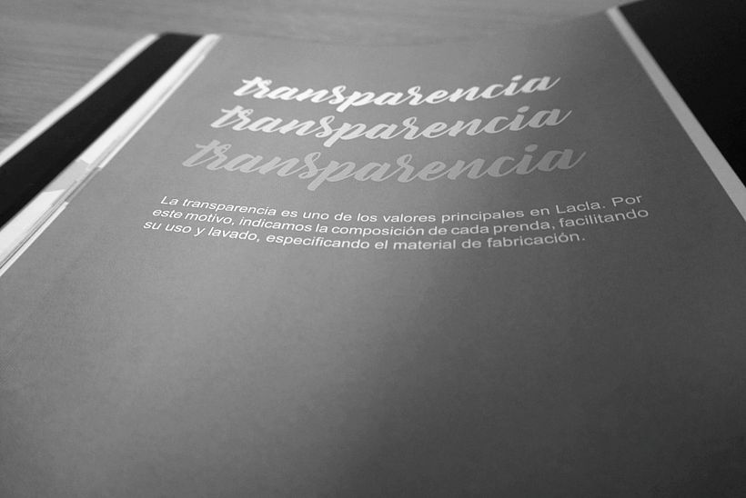 Diseño y maquetación catálogo corporativo prendas laborales