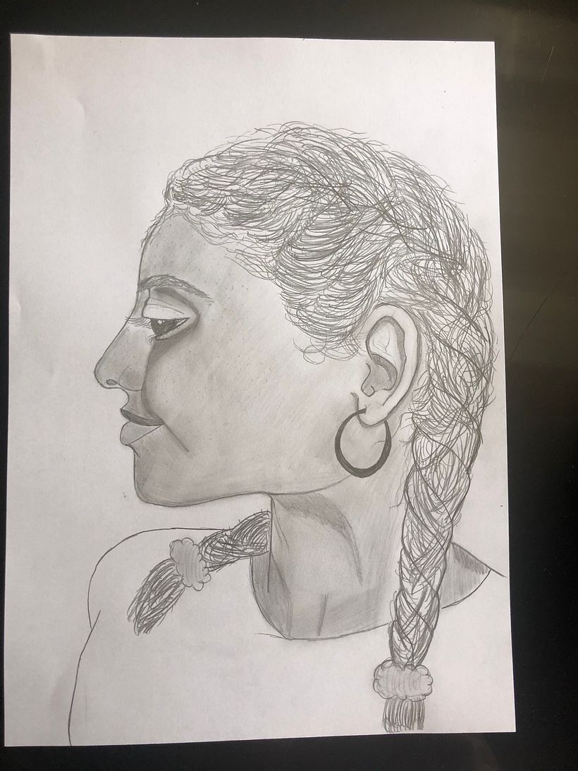Mi Proyecto del curso: Retrato realista con lápiz de grafito -1
