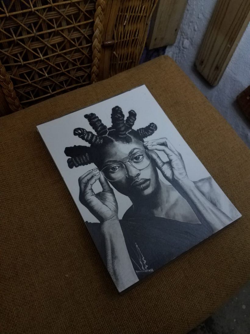 Mi Proyecto del curso: Retrato realista con lápiz de grafito 7