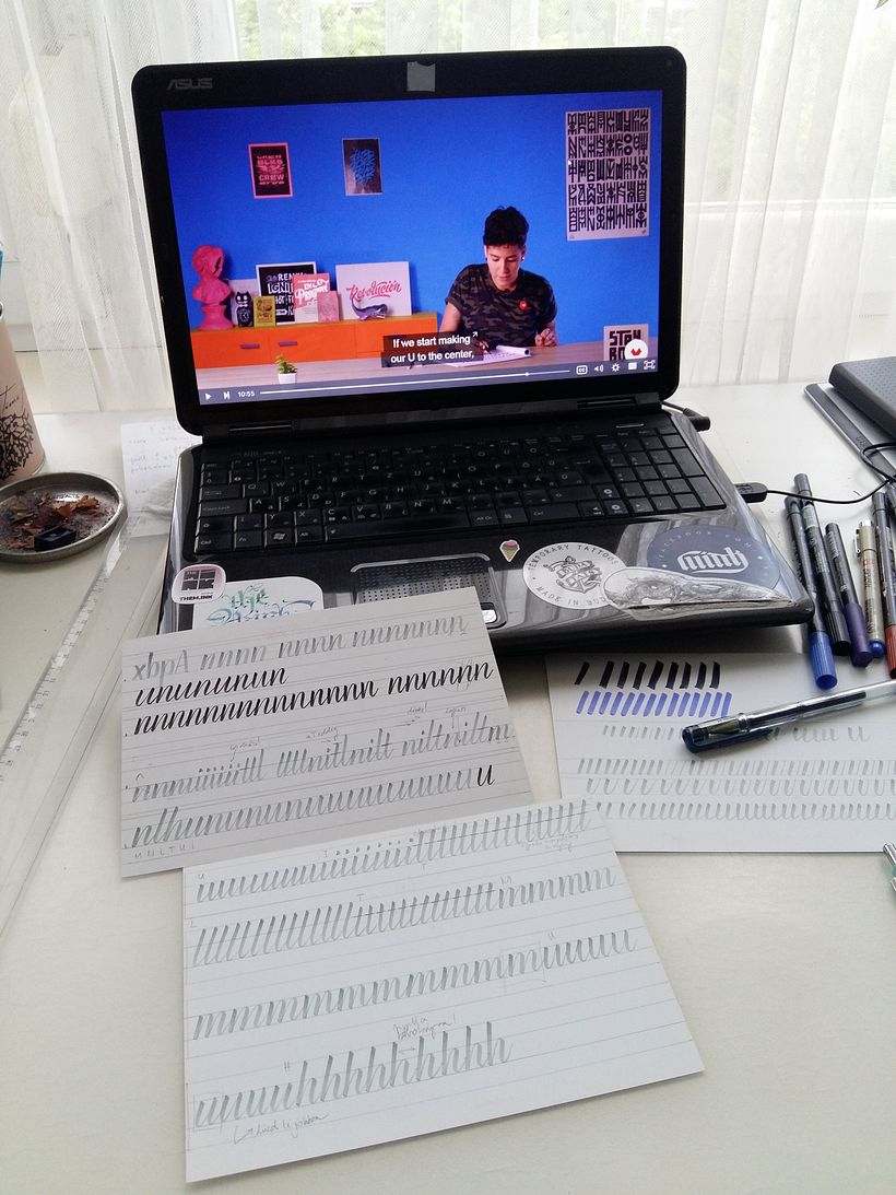 I used a double-end Tombow Calligraphy pen, I am more handy with small brush size.