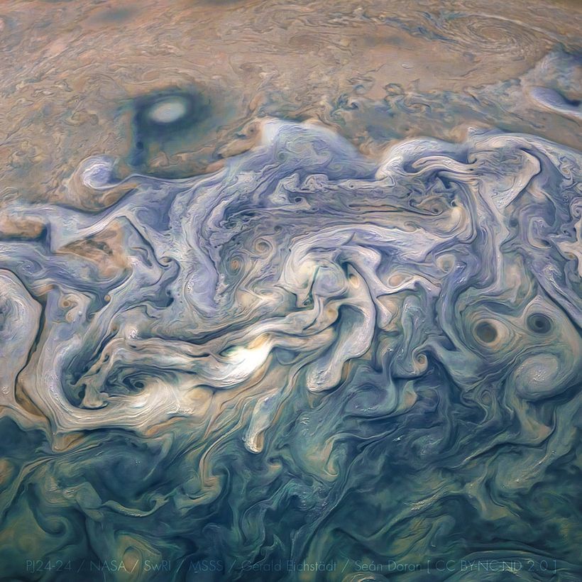 Foto: NASA / SwRI / MSSS. Edición: Gerald Eichstädt y Seán Doran