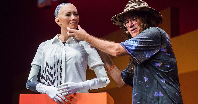 Sophia y Ben Goertzel